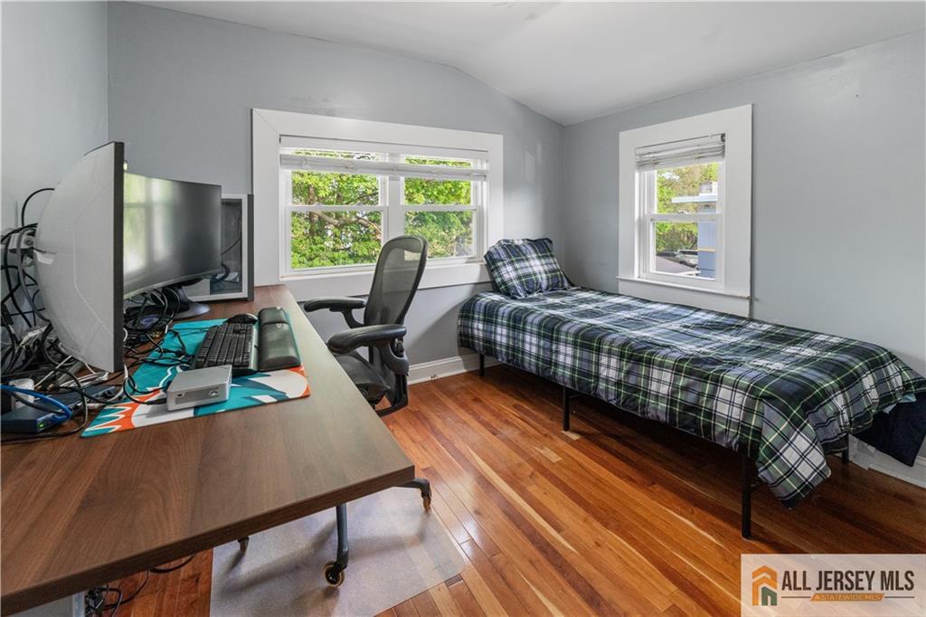 16 Lafayette Avenue, Edison, New Jersey image 42