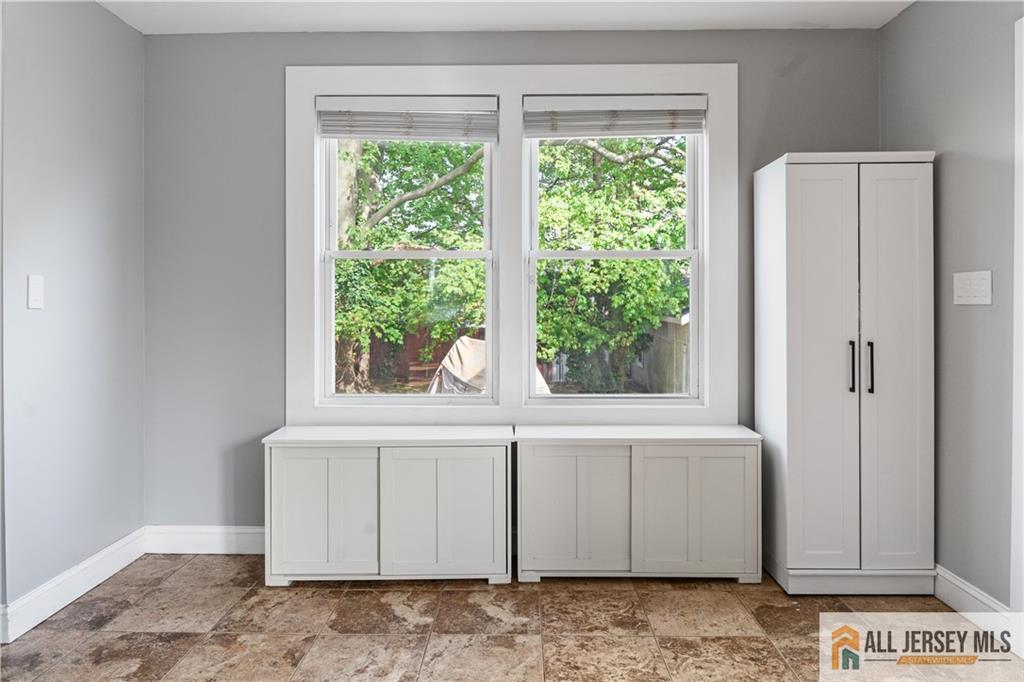 16 Lafayette Avenue, Edison, New Jersey image 17
