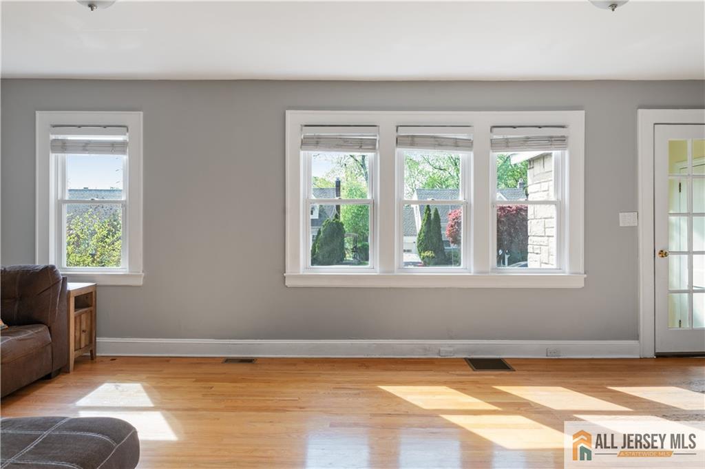 16 Lafayette Avenue, Edison, New Jersey image 6