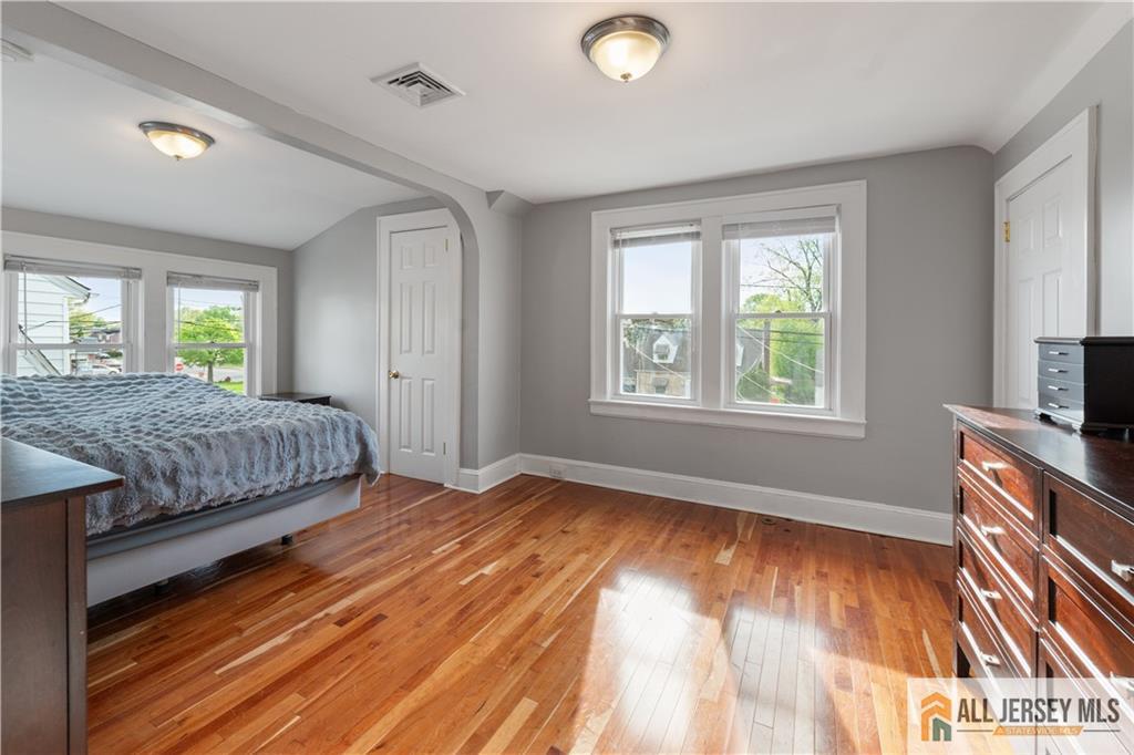 16 Lafayette Avenue, Edison, New Jersey image 40