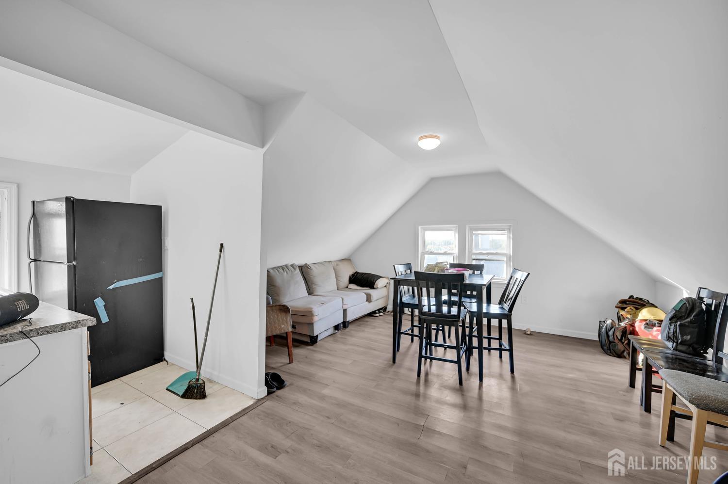 New Brunswick, New Jersey 08901, United States, ,Residential,Coming Soon,233725