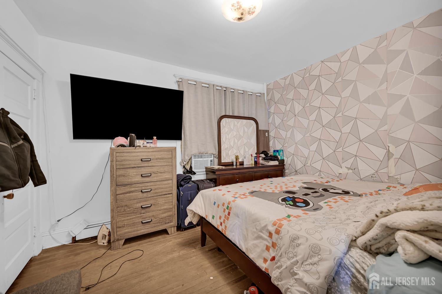 New Brunswick, New Jersey 08901, United States, ,Residential,Coming Soon,233725