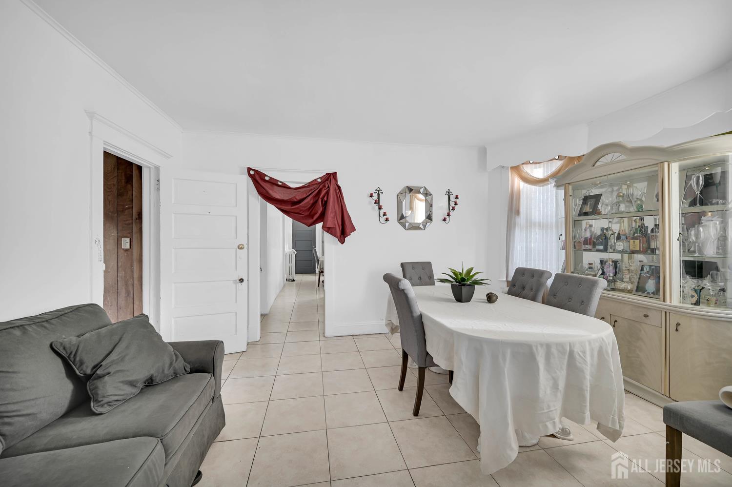 New Brunswick, New Jersey 08901, United States, ,Residential,Coming Soon,233725