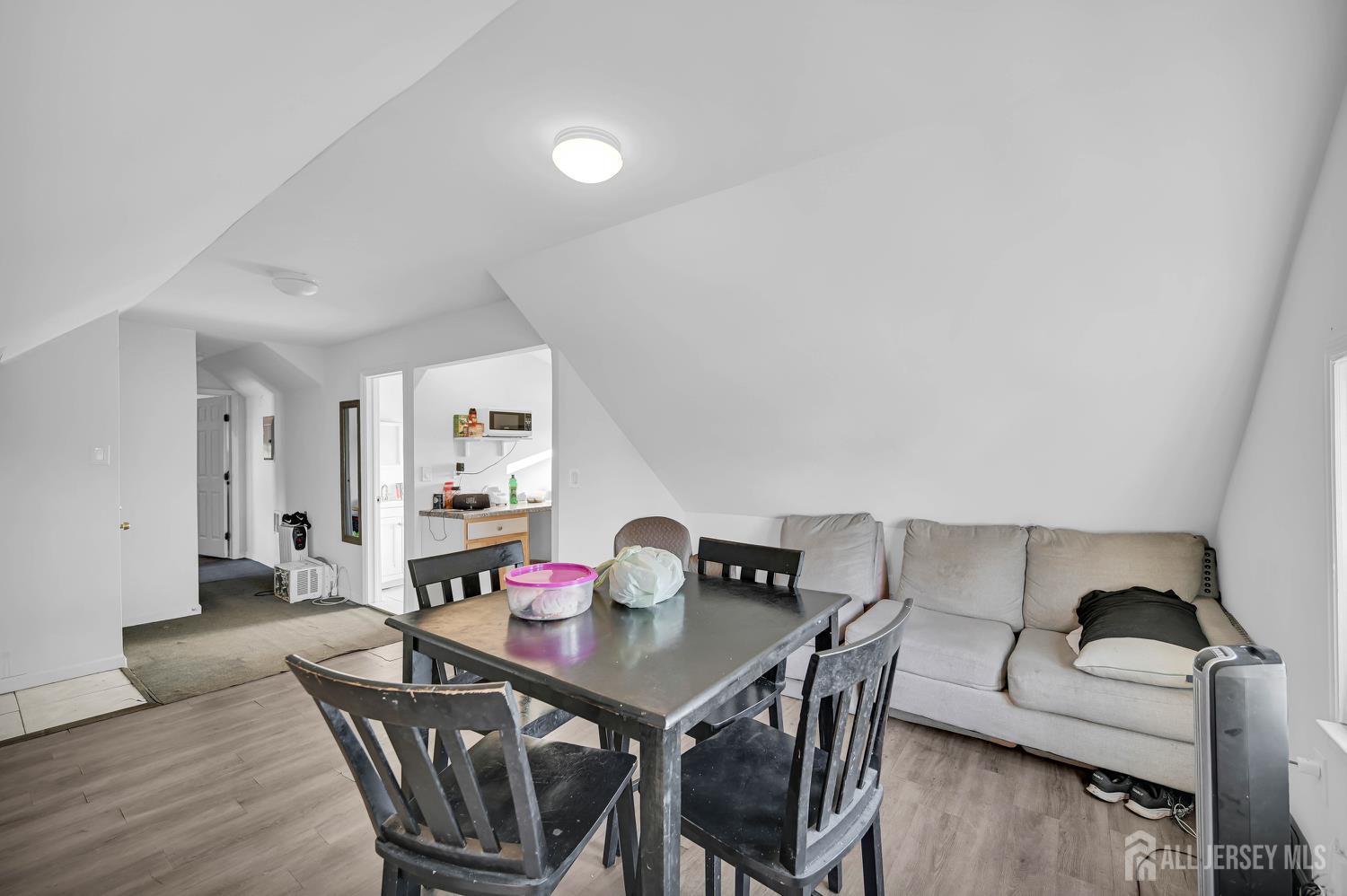 New Brunswick, New Jersey 08901, United States, ,Residential,Coming Soon,233725