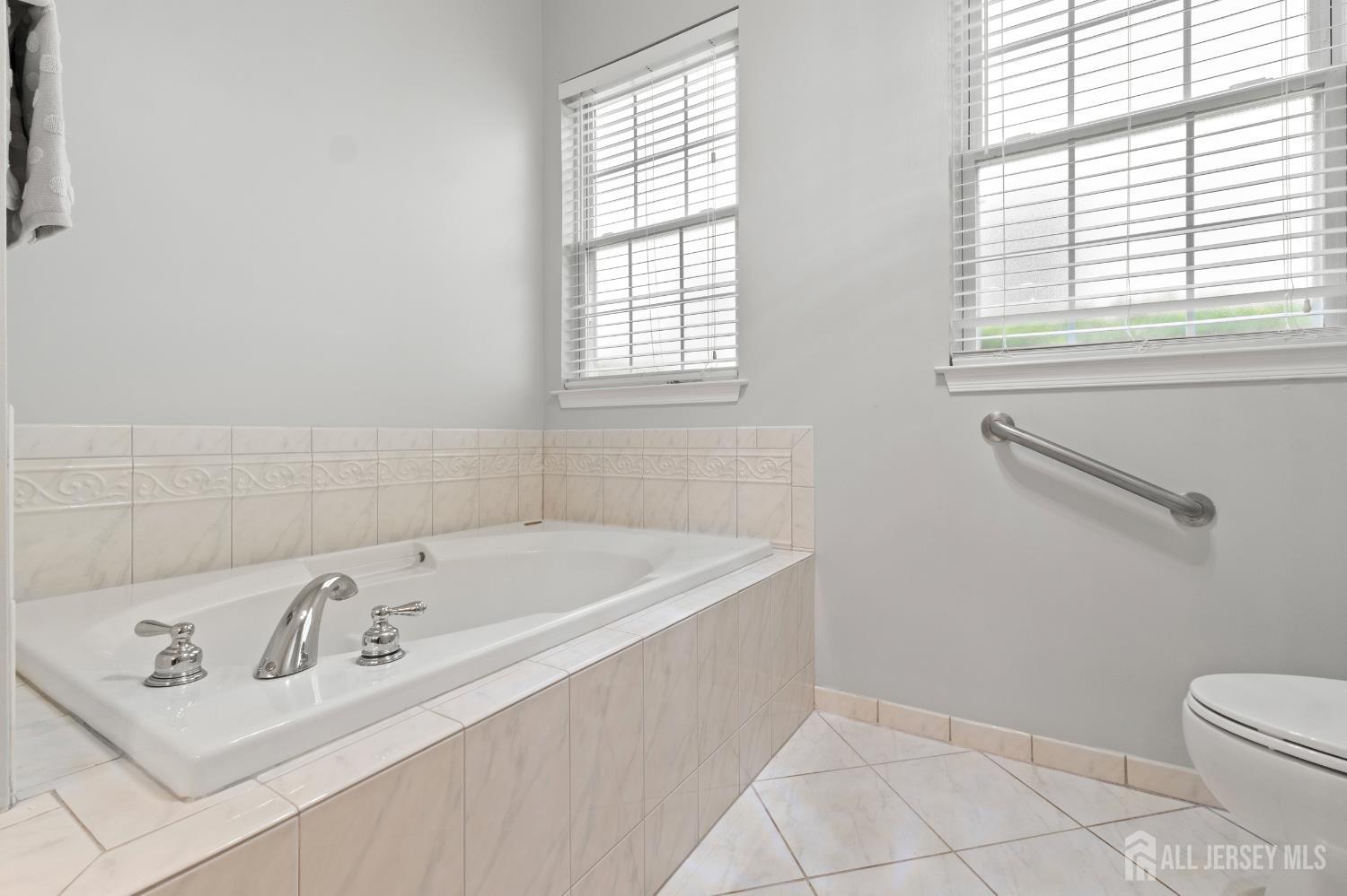 6 Beth Page Drive, Monroe Township, New Jersey image 33