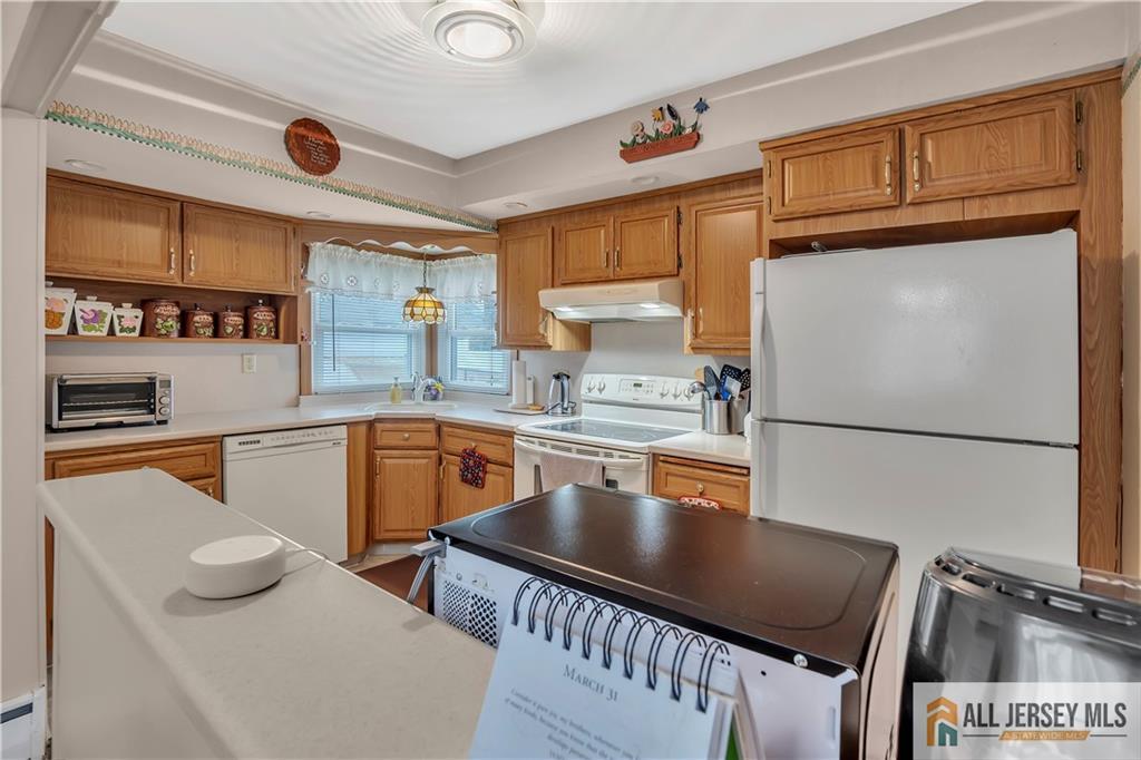 220 Ellsworth Street, Iselin, New Jersey image 9
