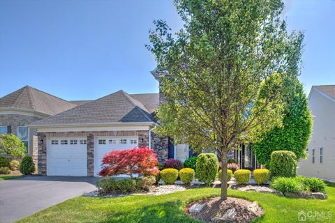 Featured picture for the property 2312570R