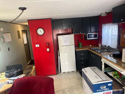 Mobile Home For Sale - 2505 Woodbridge Avenue #14L<br/> Middlesex County, Edison, NJ 08817
