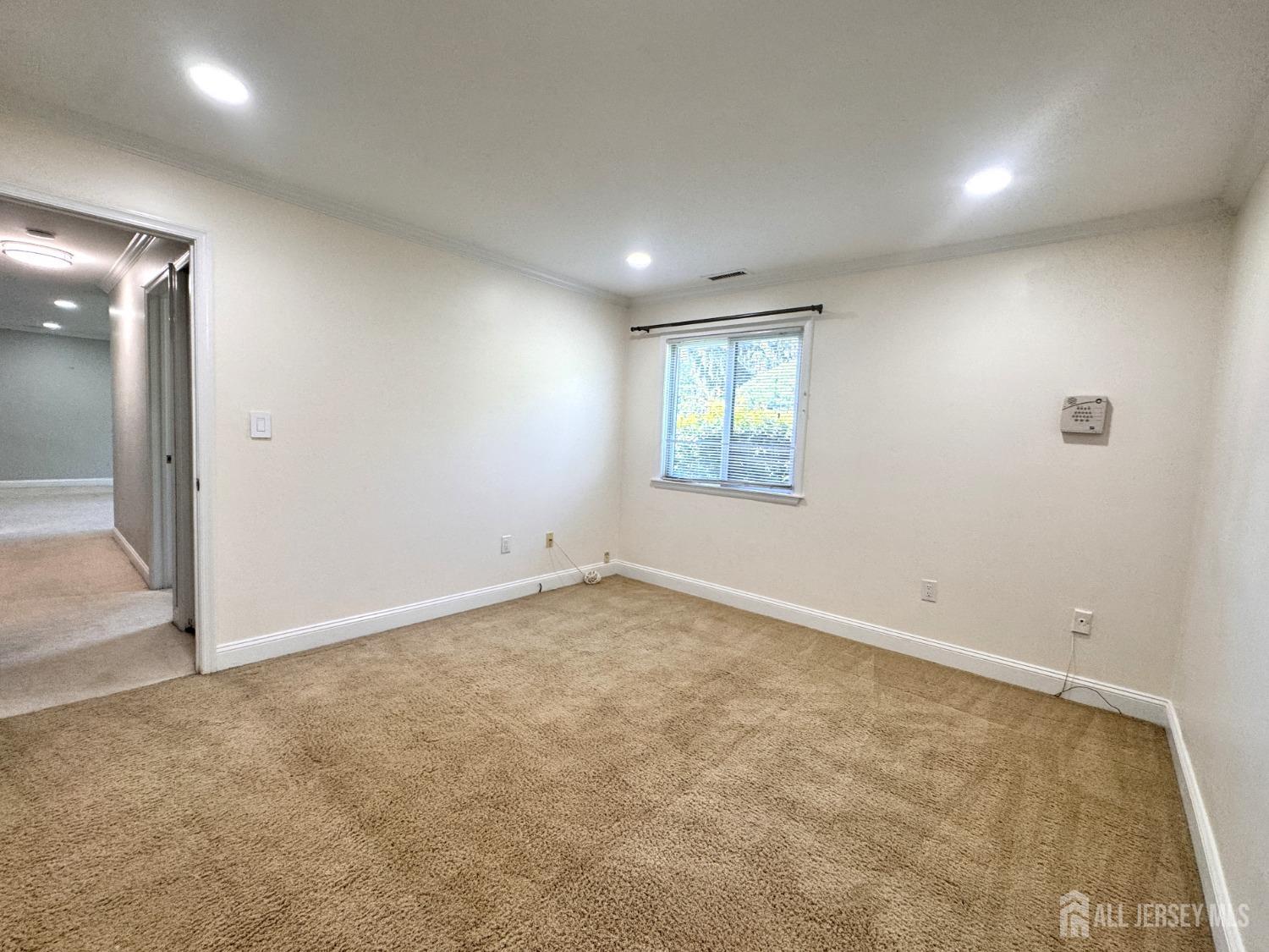 1019 Aspen Drive, Plainsboro, New Jersey image 8