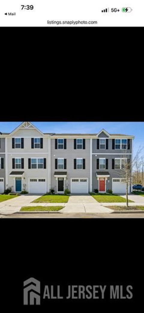 Condo For Sale - 60 Rowand Way<br/> Clementon, NJ 08021