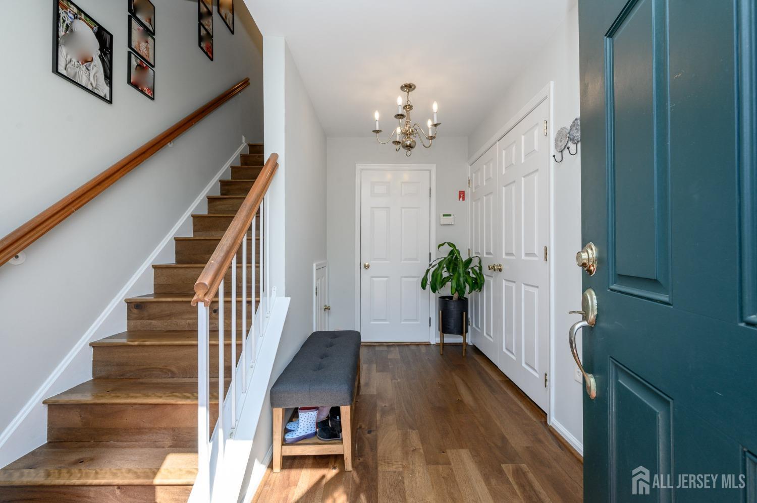 112 Woodlake Drive, Sayreville, New Jersey image 3