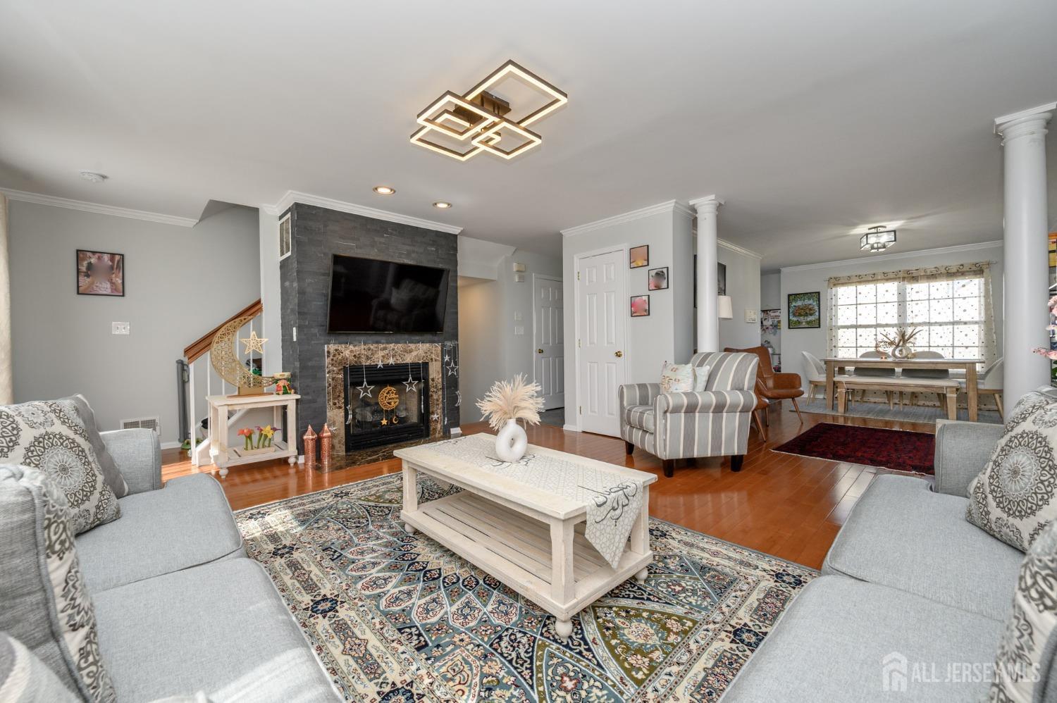 112 Woodlake Drive, Sayreville, New Jersey image 11