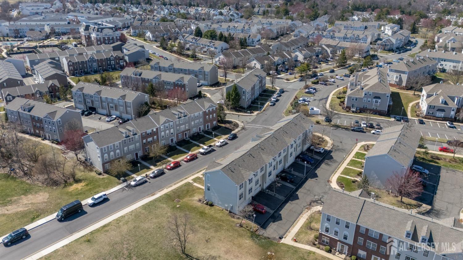 112 Woodlake Drive, Sayreville, New Jersey image 37