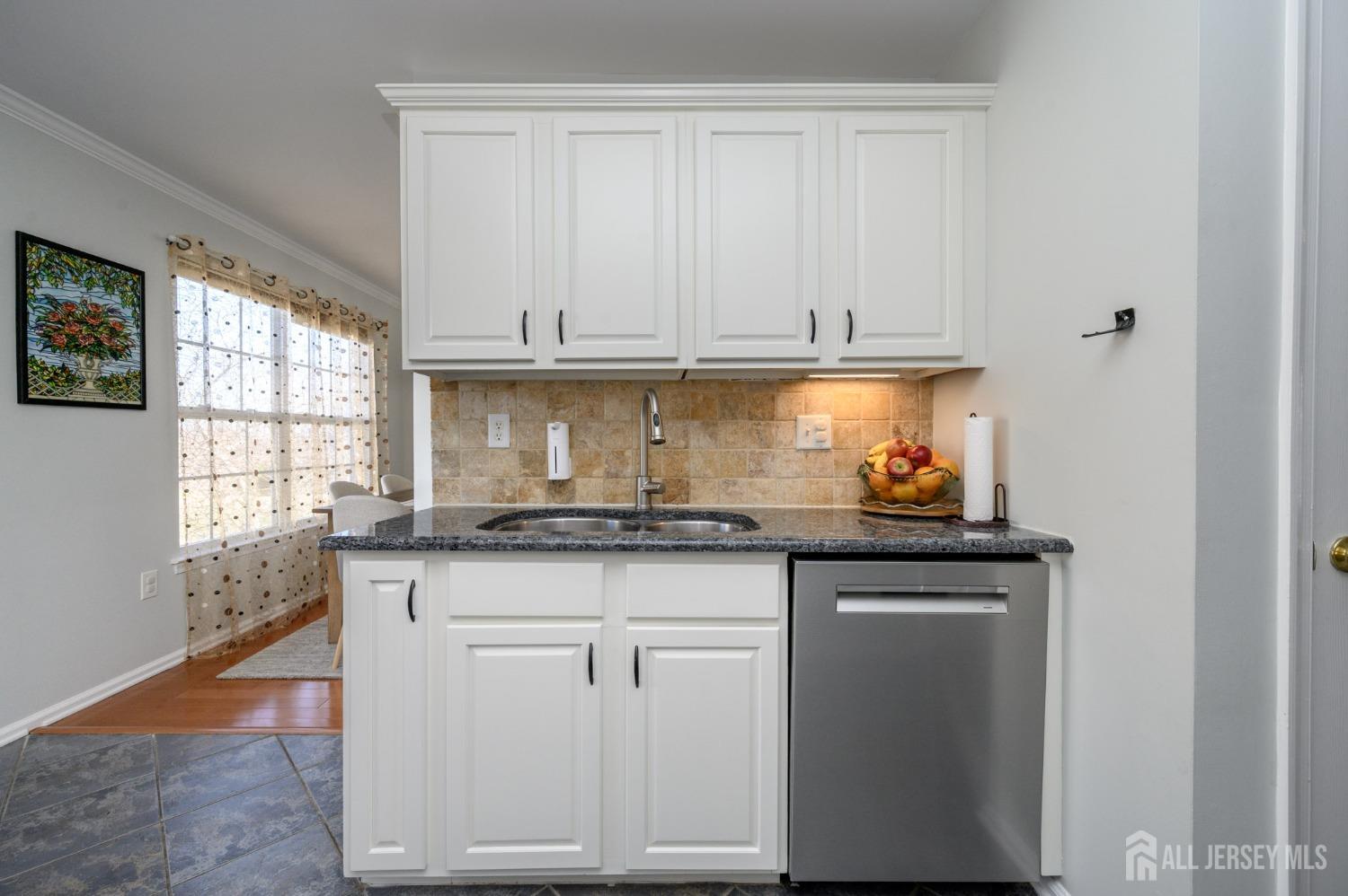 112 Woodlake Drive, Sayreville, New Jersey image 18