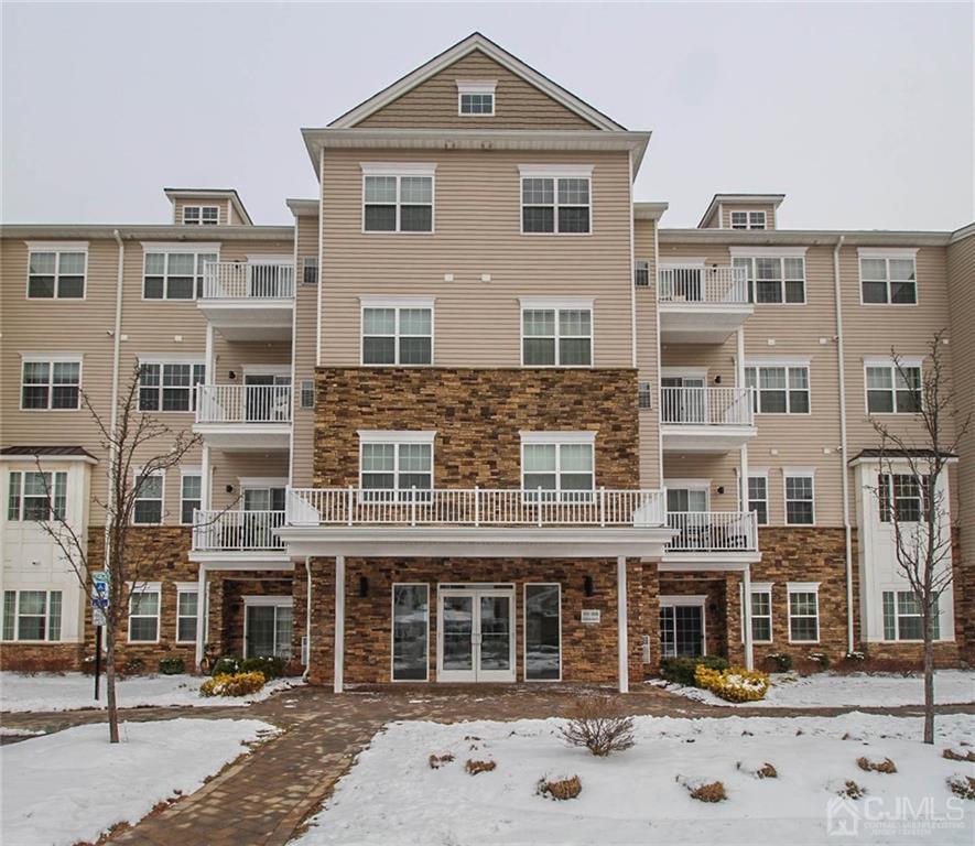 Photo 1 of 25 — 142 Tower Boulevard 142, Piscataway, NJ 08854