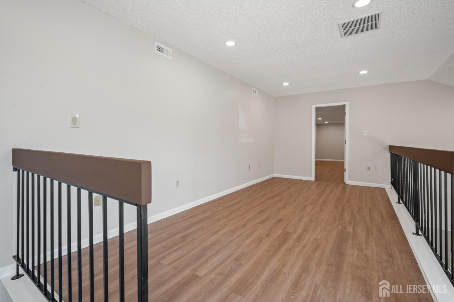 2305 Commons At Kingswood Drive, East Brunswick, New Jersey image 26