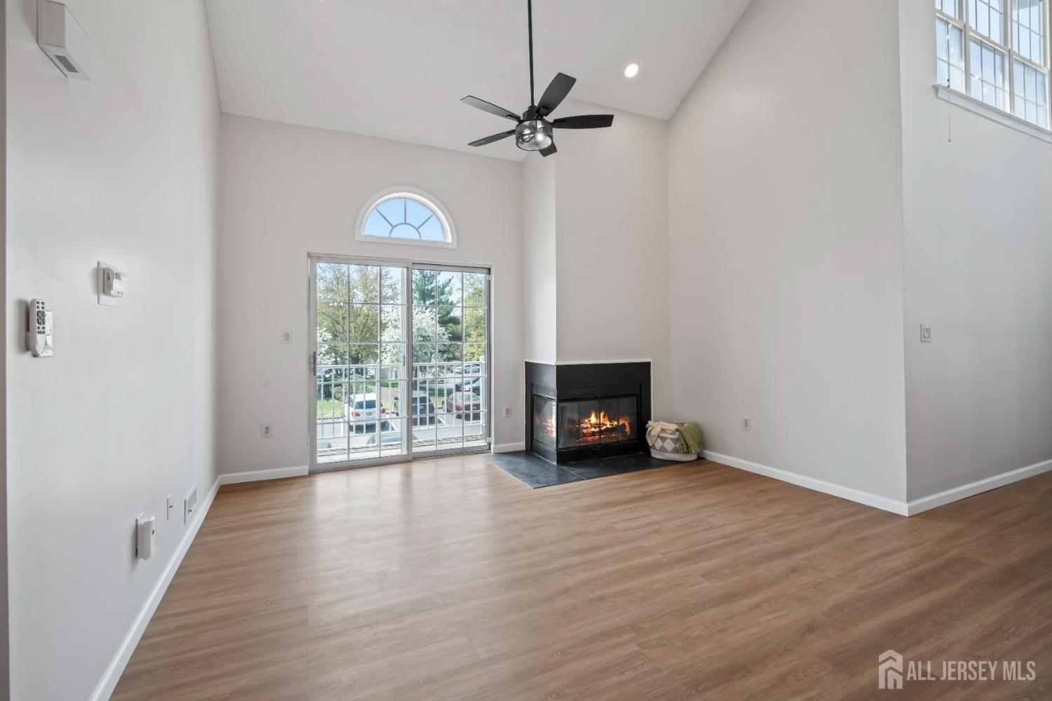 2305 Commons At Kingswood Drive, East Brunswick, New Jersey image 7
