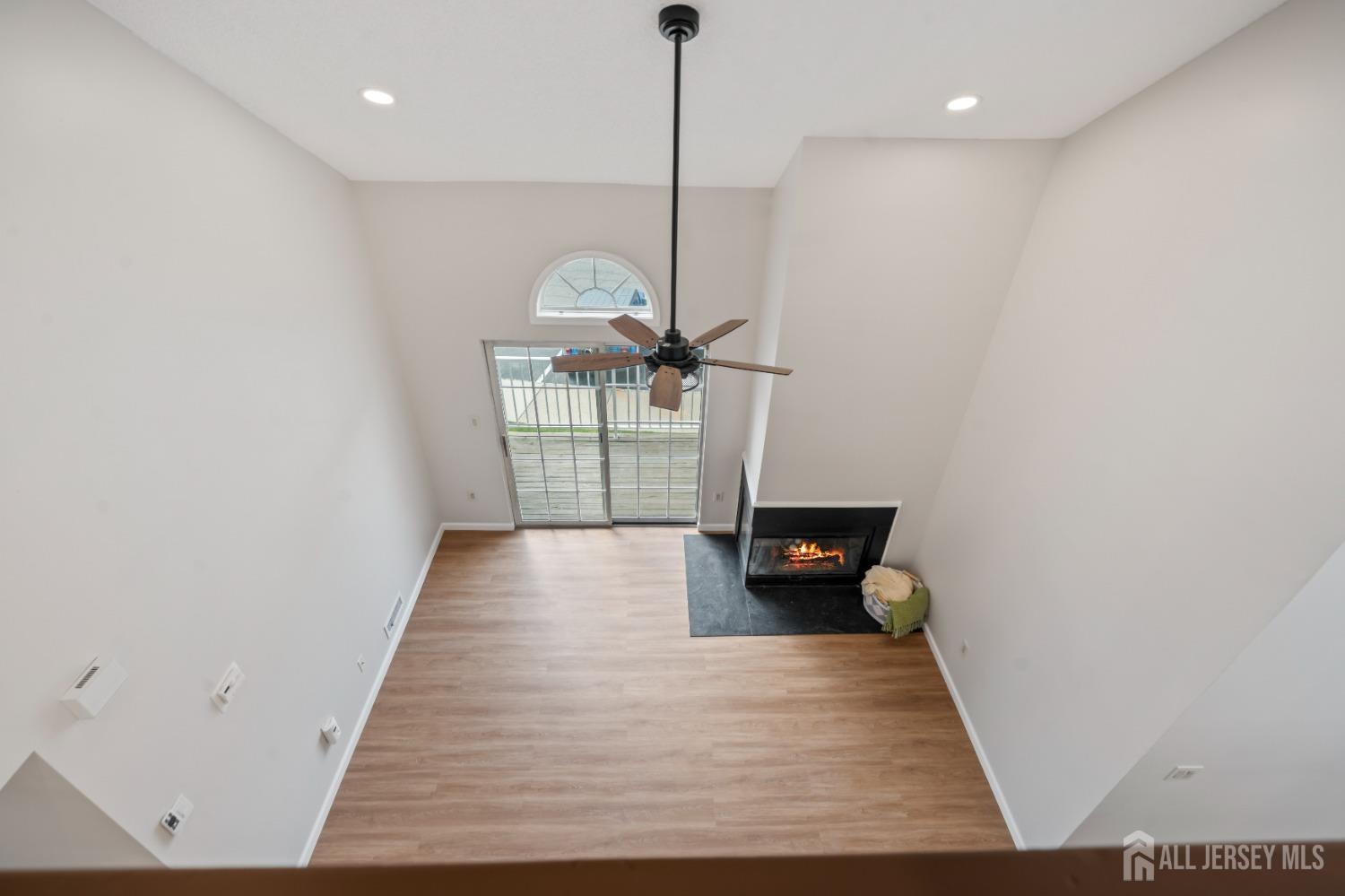 2305 Commons At Kingswood Drive, East Brunswick, New Jersey image 8