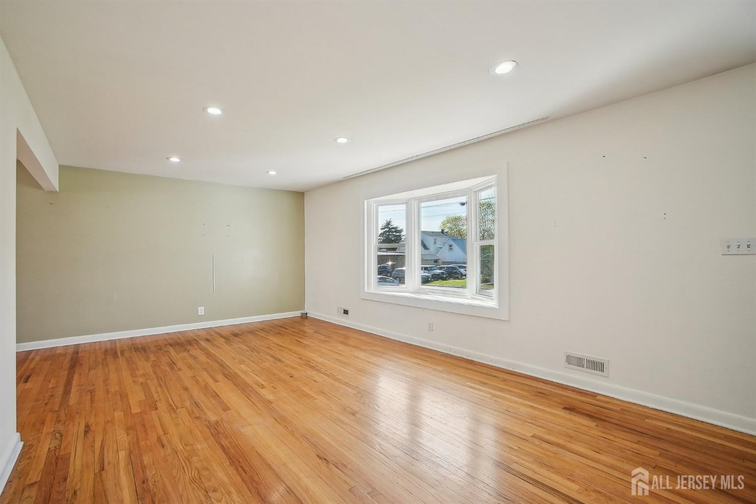 114 Woodrow Avenue, Piscataway, New Jersey image 21
