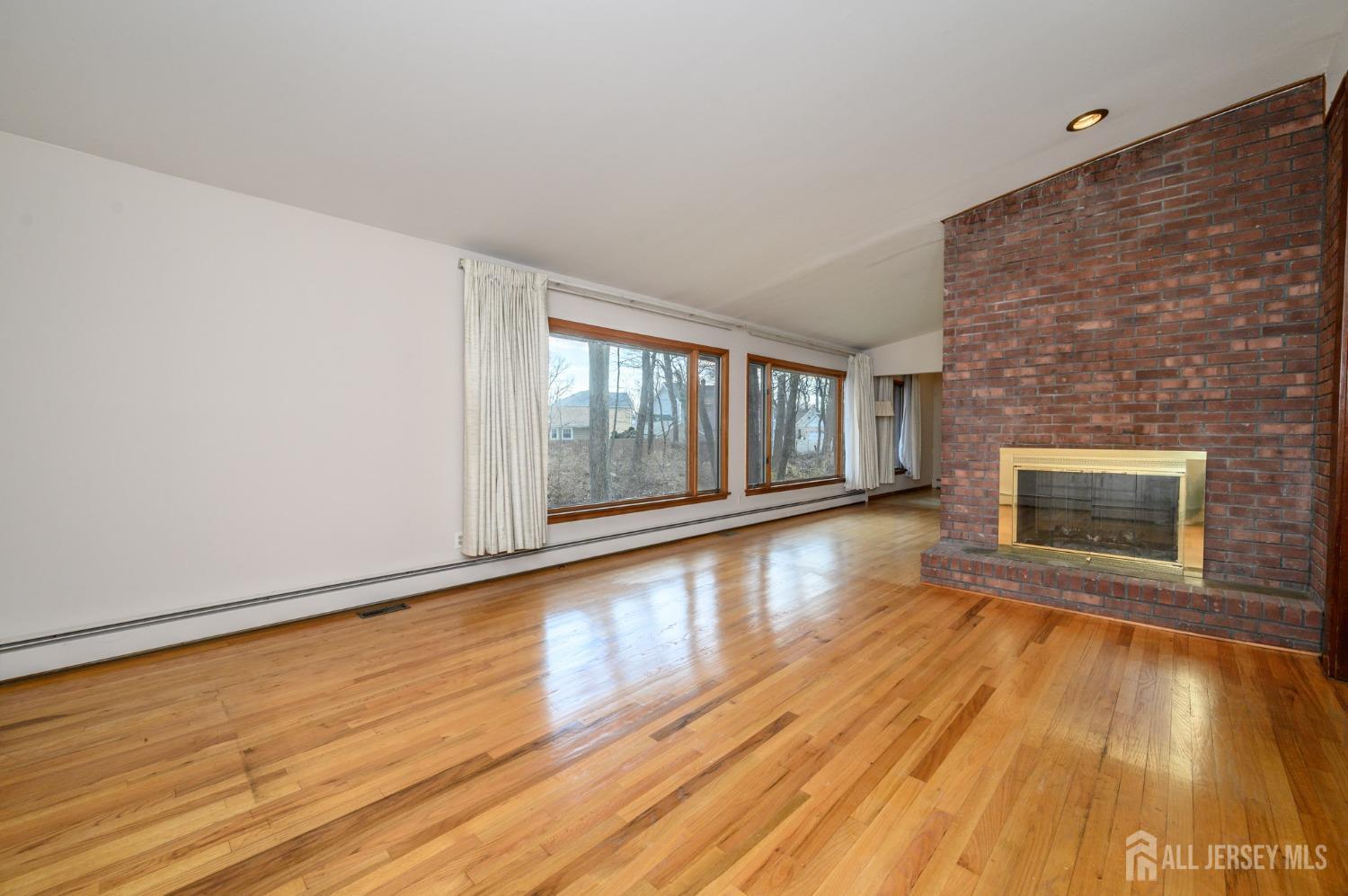 38 Heather Lane, Colonia, New Jersey image 5