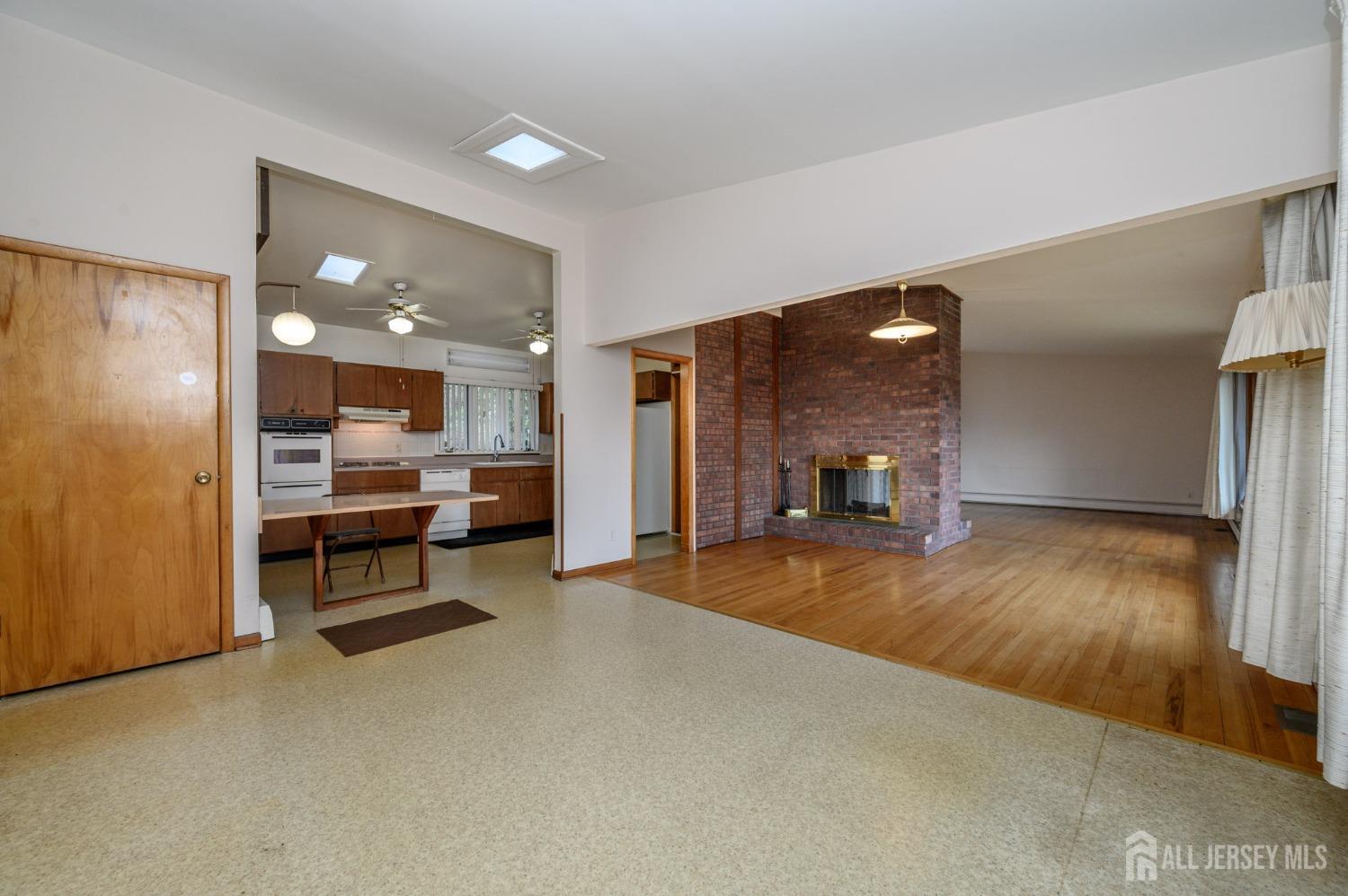38 Heather Lane, Colonia, New Jersey image 9