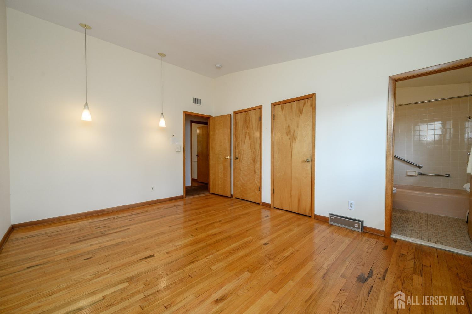 38 Heather Lane, Colonia, New Jersey image 17