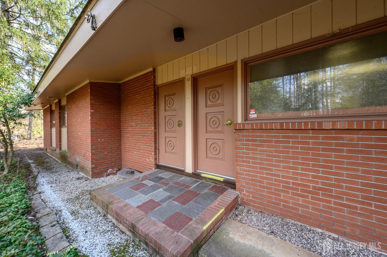 38 Heather Lane, Colonia, New Jersey image 2