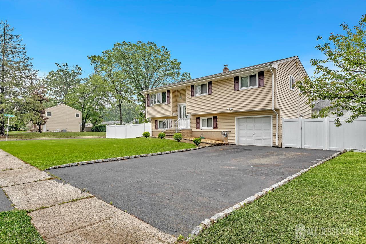 65 Curtis Avenue, Piscataway, New Jersey image 2