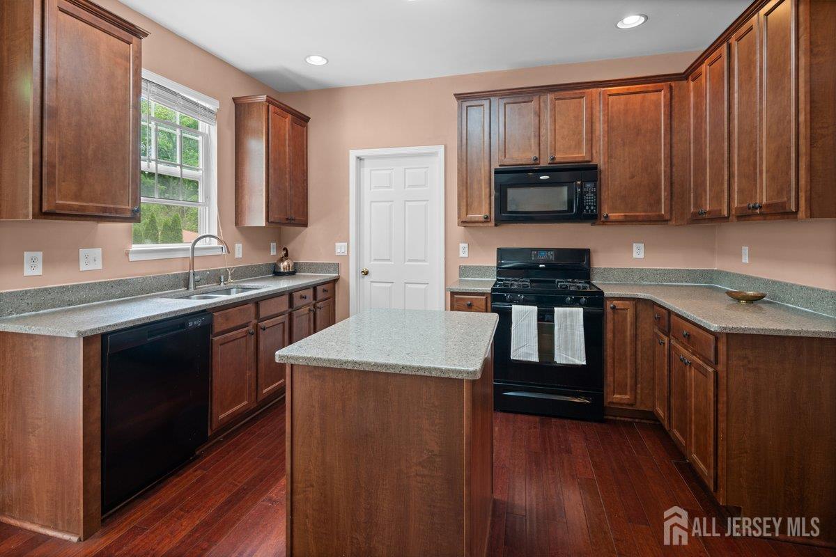15 Homestead Drive, Burlington, New Jersey image 27