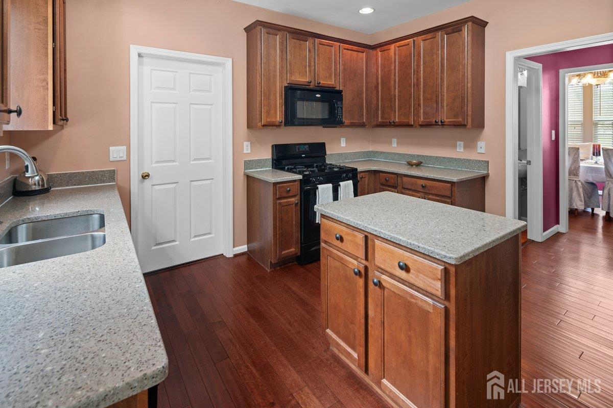 15 Homestead Drive, Burlington, New Jersey image 26