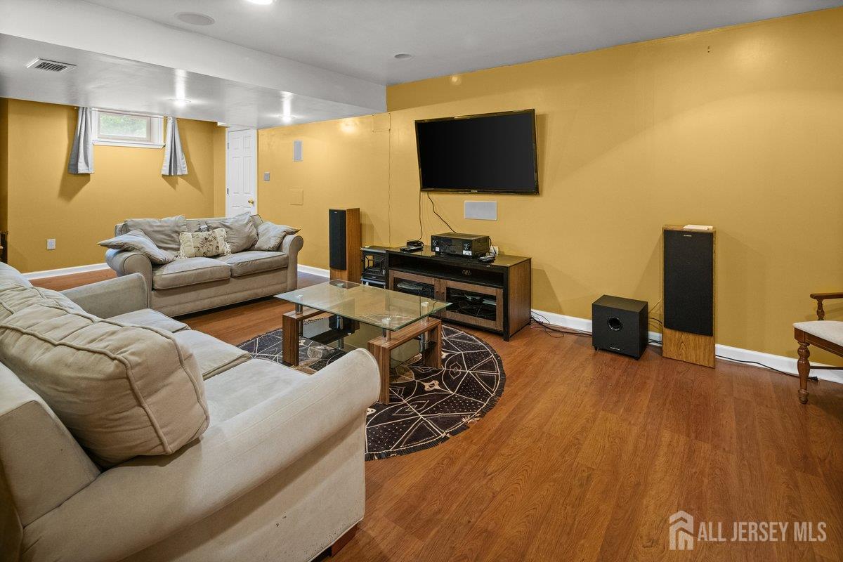 15 Homestead Drive, Burlington, New Jersey image 31