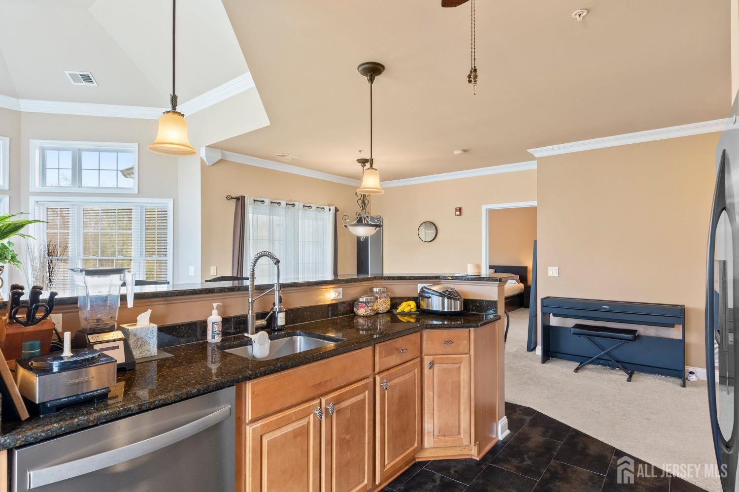 10318 Falston Circle, Old Bridge, New Jersey image 9