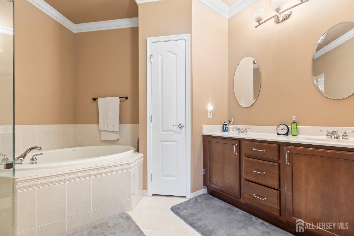 10318 Falston Circle, Old Bridge, New Jersey image 16