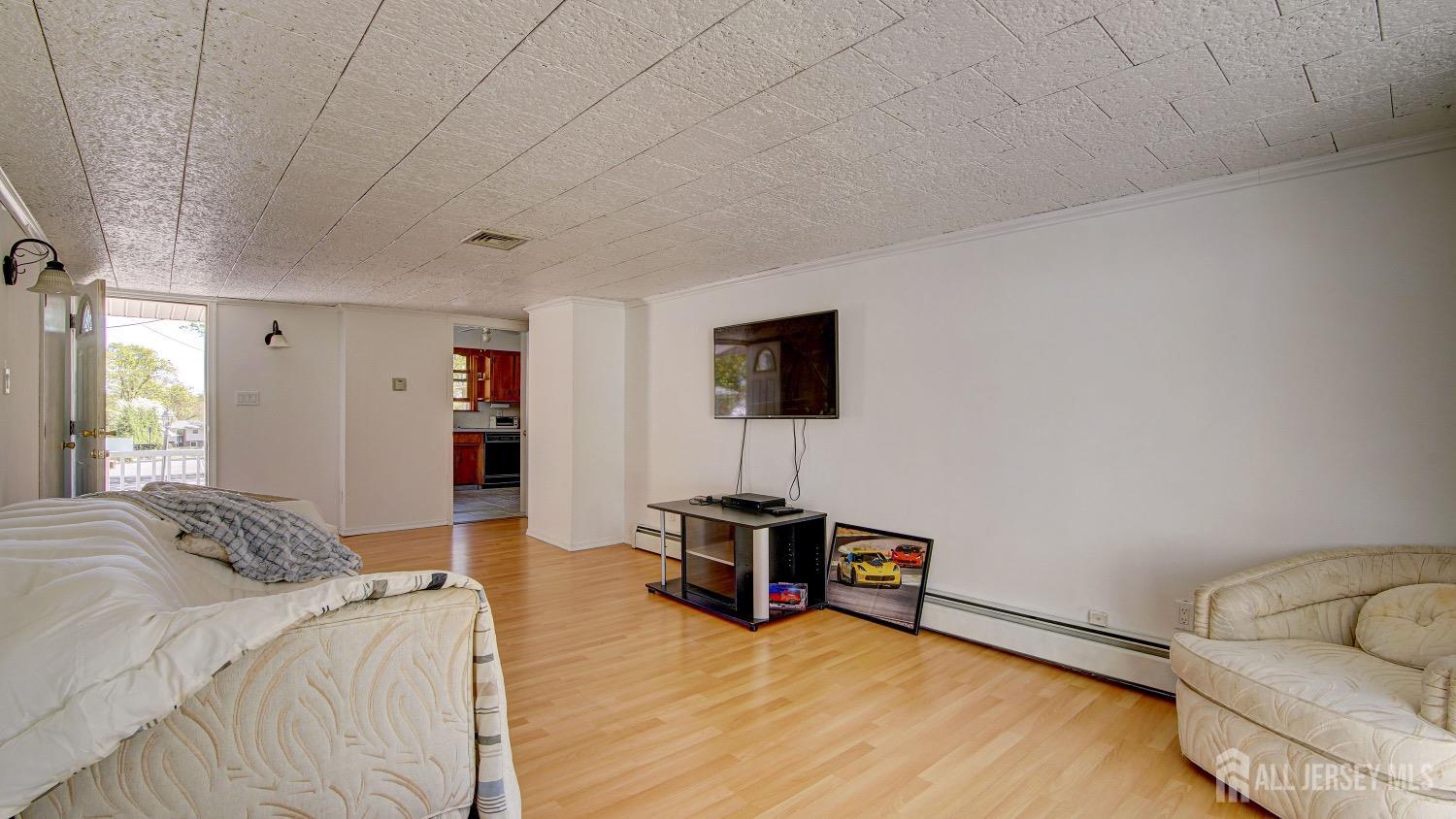 23 Serviss Avenue, East Brunswick, New Jersey image 28