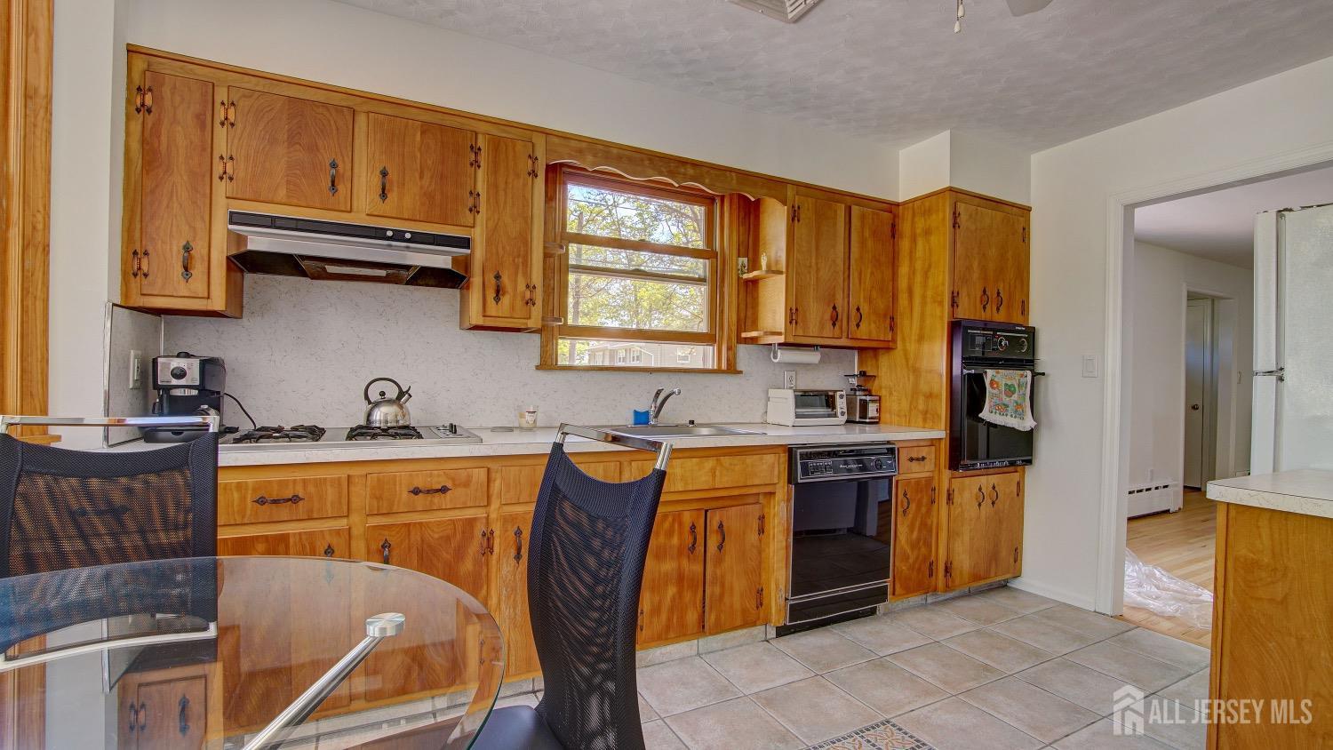23 Serviss Avenue, East Brunswick, New Jersey image 22