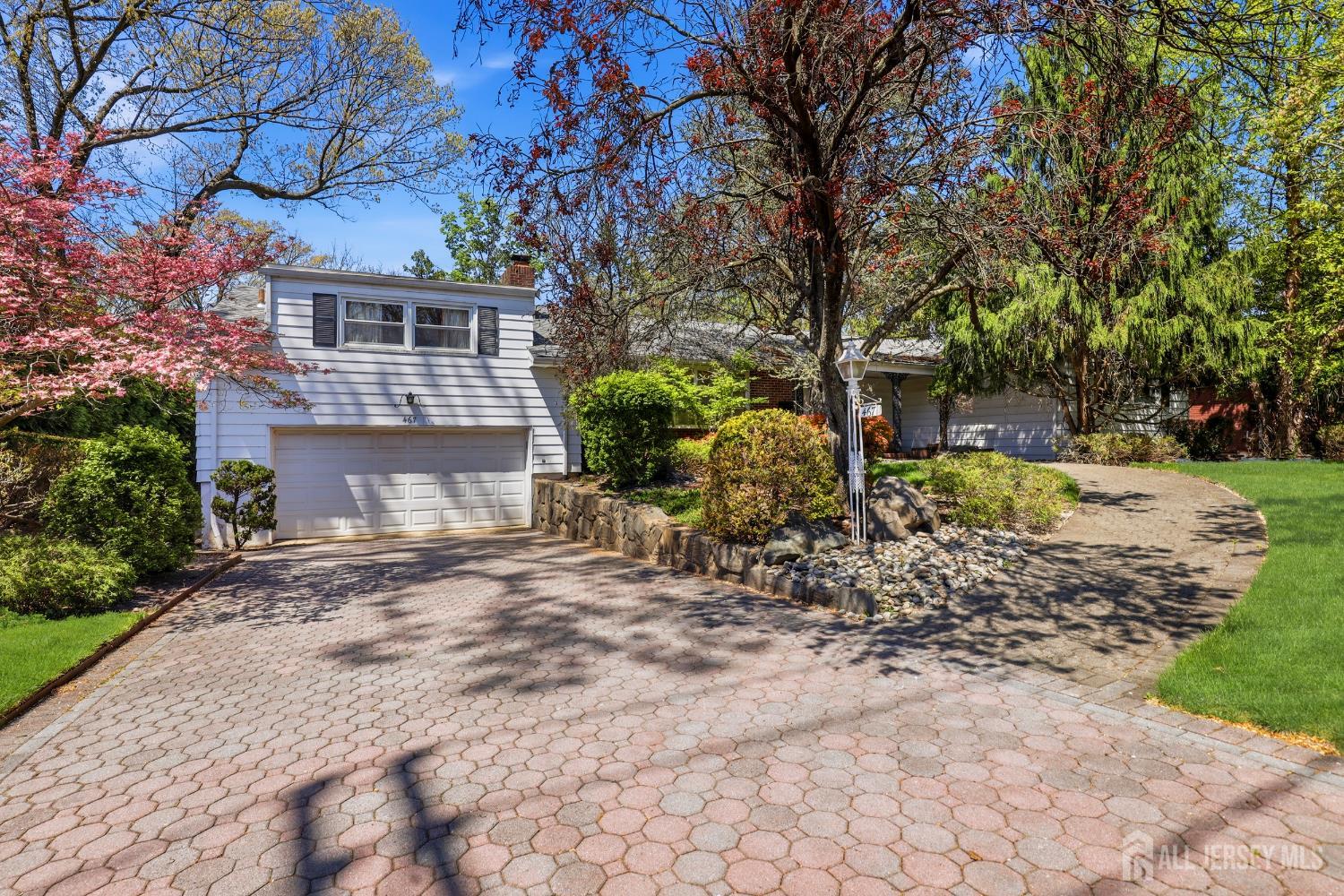 Photo 1 of 34 — 467 Lincoln Avenue, Highland Park, NJ 08904