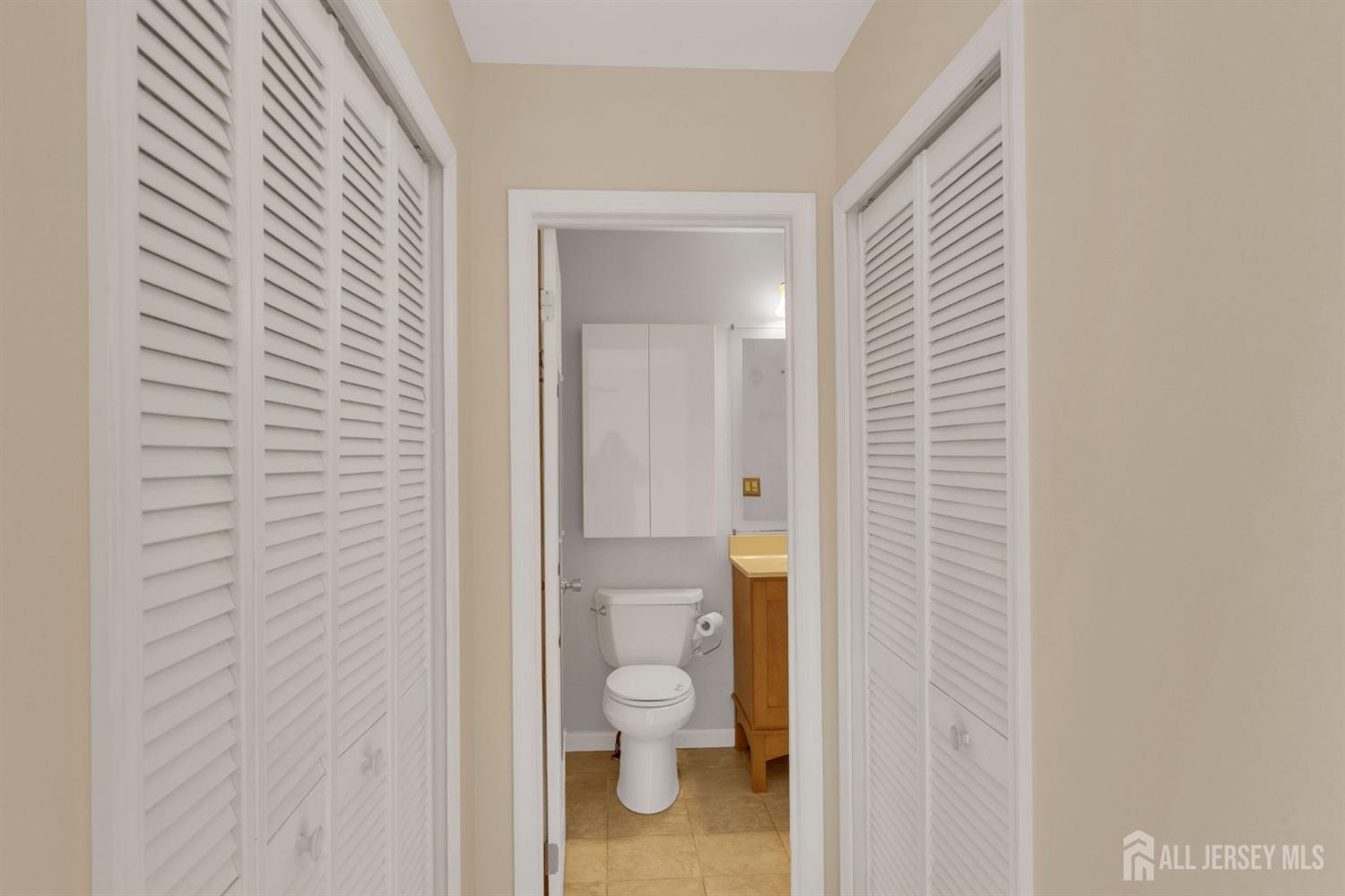 South Brunswick, New Jersey 08852, United States, 2 Bedrooms Bedrooms, ,2 BathroomsBathrooms,Residential,Active,205463