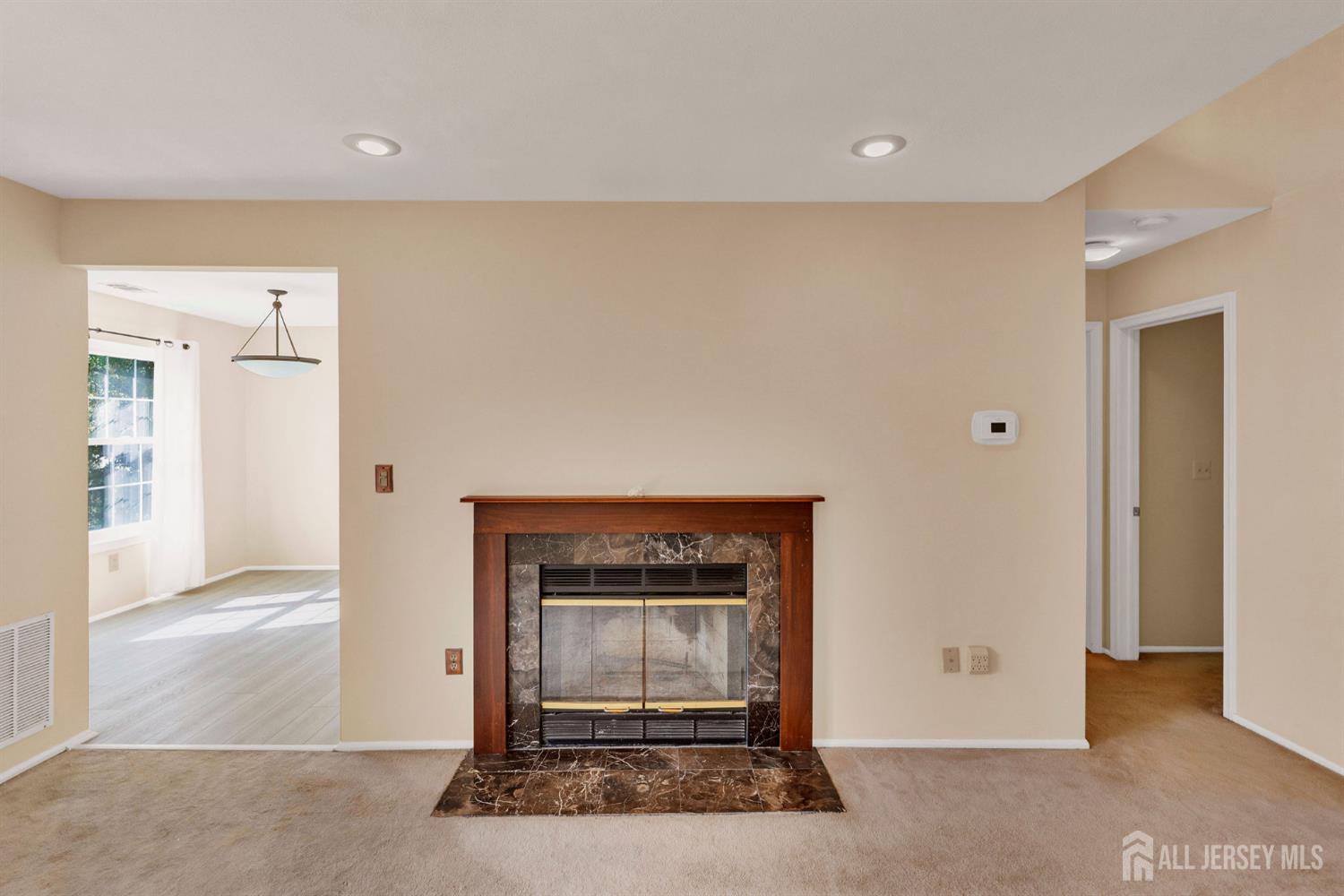 South Brunswick, New Jersey 08852, United States, 2 Bedrooms Bedrooms, ,2 BathroomsBathrooms,Residential,Active,205463