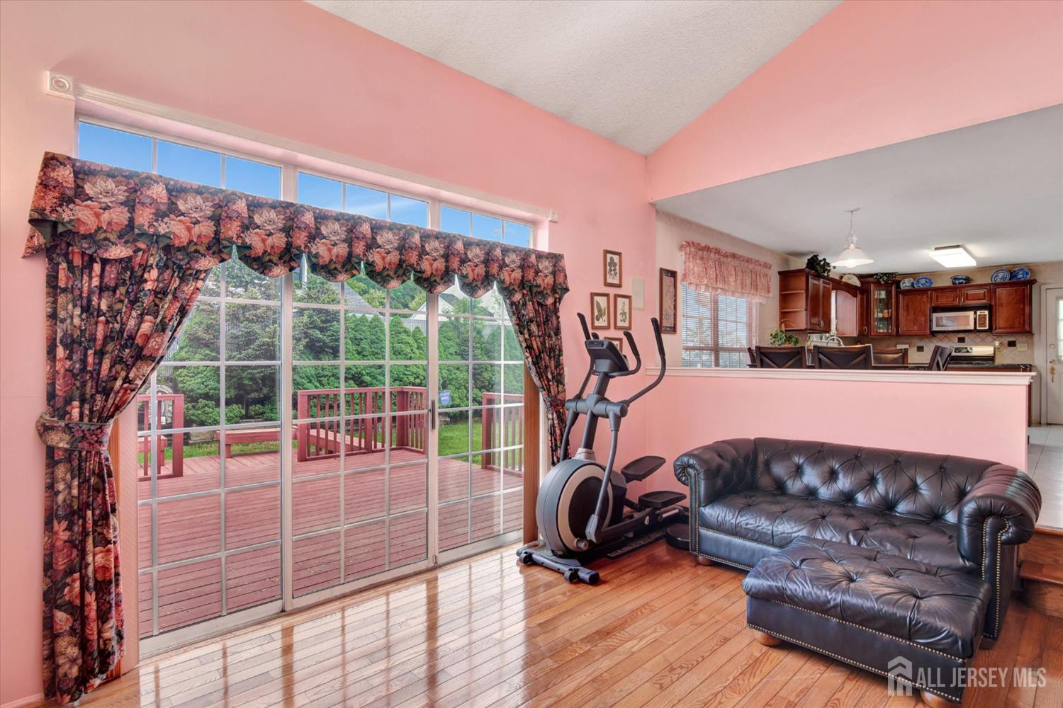 6 Thrush Court, Old Bridge, New Jersey image 10