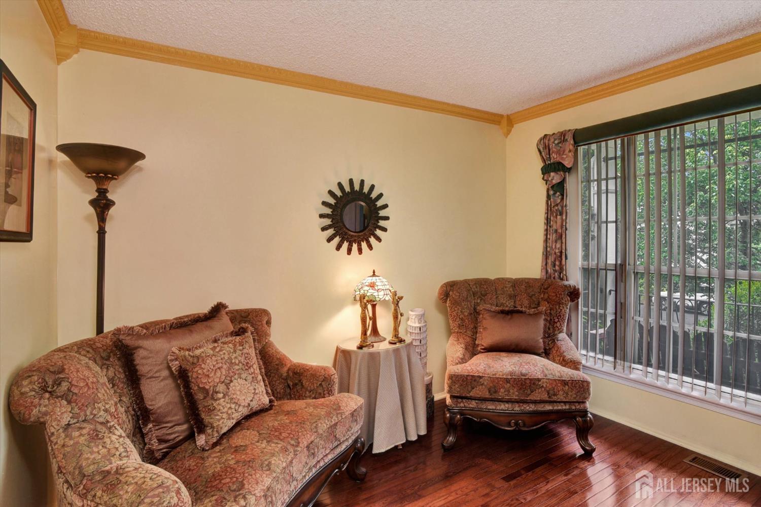 6 Thrush Court, Old Bridge, New Jersey image 3