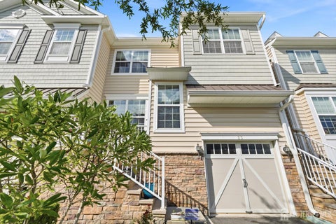 Condo For Sale - 23 Morris Lane<br/> Cranbury, NJ 08512