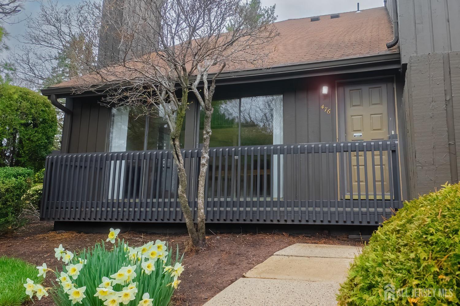 476 Westgate Drive, Edison, New Jersey image 3