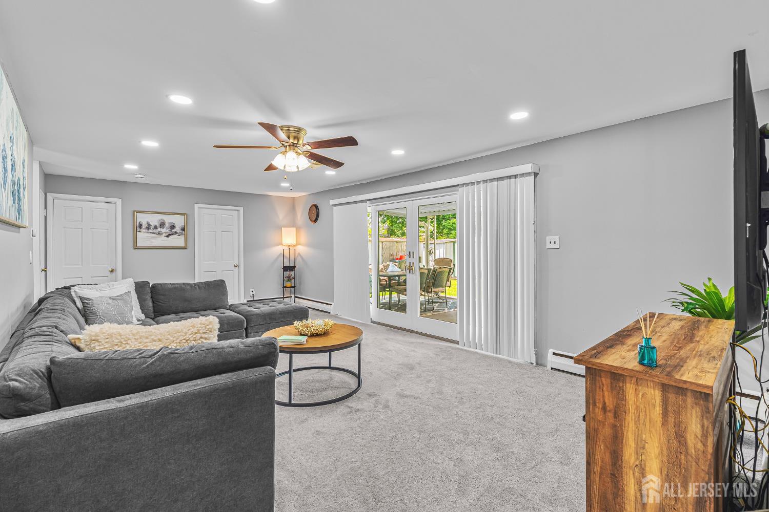 23 Carmello Drive, Edison, New Jersey image 12