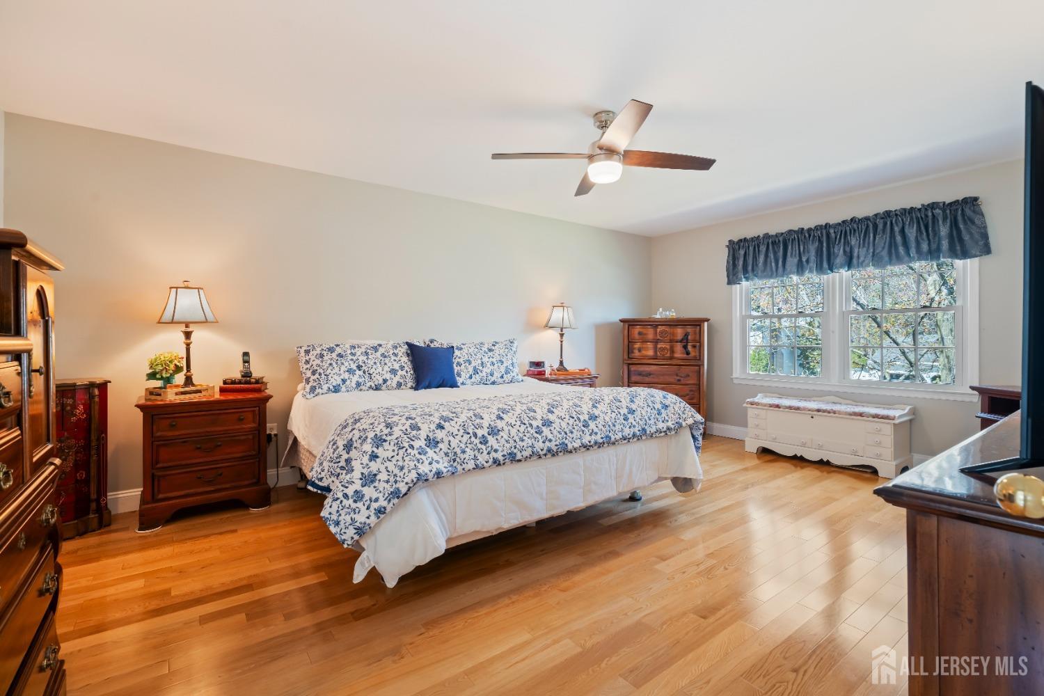 7 Deer Run Court, East Brunswick, New Jersey image 13