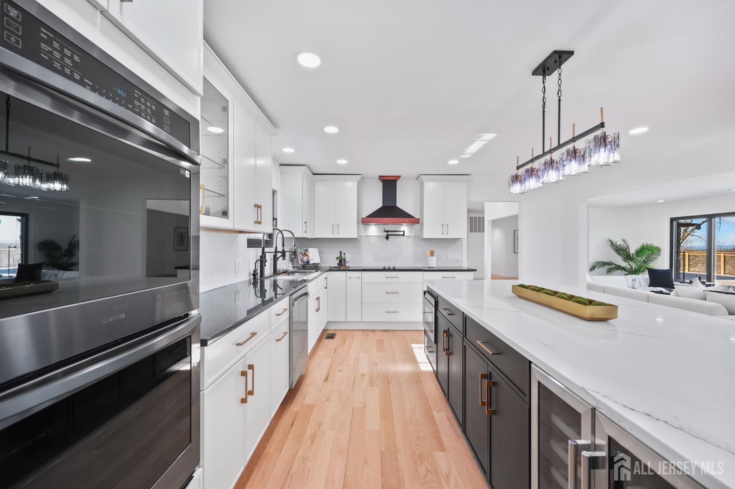 Morganville, New Jersey, 07751, United States, 5 Bedrooms Bedrooms, ,4 BathroomsBathrooms,Residential,Active,2035600