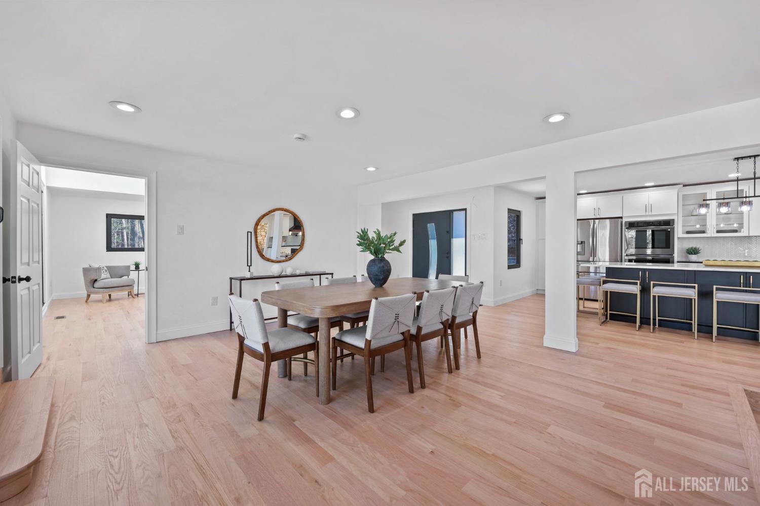 Morganville, New Jersey, 07751, United States, 5 Bedrooms Bedrooms, ,4 BathroomsBathrooms,Residential,Active,2035600
