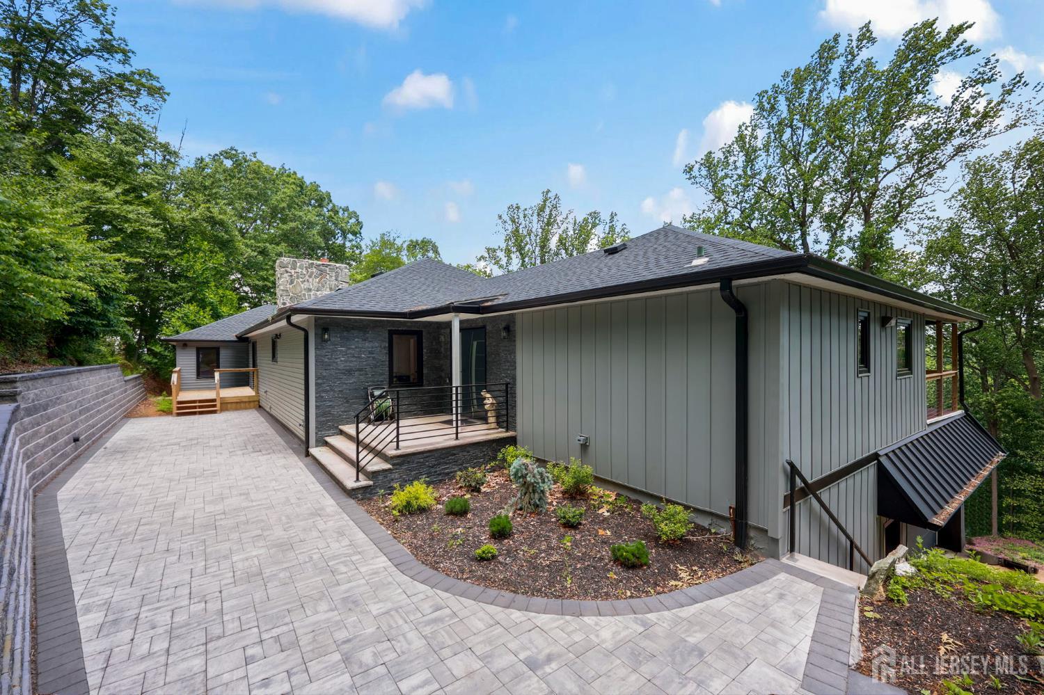 Morganville, New Jersey, 07751, United States, 5 Bedrooms Bedrooms, ,4 BathroomsBathrooms,Residential,Active,2035600