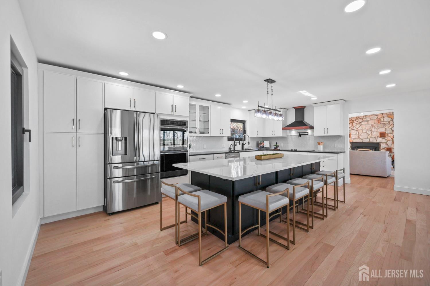 Morganville, New Jersey, 07751, United States, 5 Bedrooms Bedrooms, ,4 BathroomsBathrooms,Residential,Active,2035600