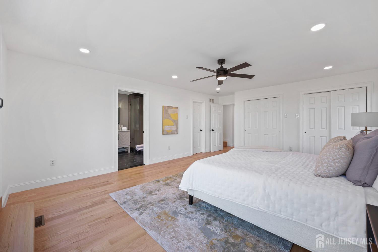 Morganville, New Jersey, 07751, United States, 5 Bedrooms Bedrooms, ,4 BathroomsBathrooms,Residential,Active,2035600