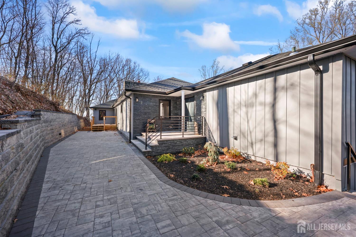 Morganville, New Jersey, 07751, United States, 5 Bedrooms Bedrooms, ,4 BathroomsBathrooms,Residential,Active,2035600